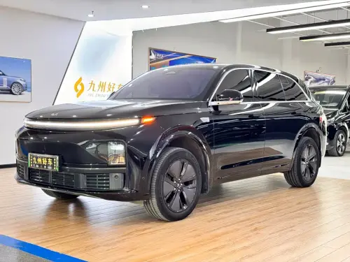 Li Auto L7, 2025