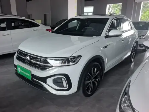 Volkswagen T-Roc, 2025