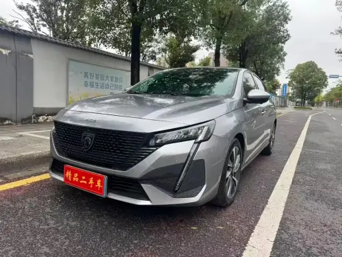 Peugeot 408, 2025