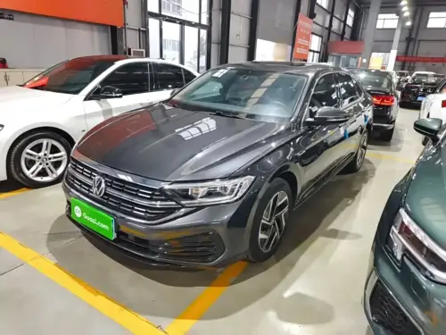 Volkswagen Sagitar, 2023