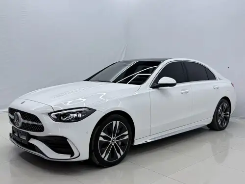 Mercedes-Benz C-Class, 2024