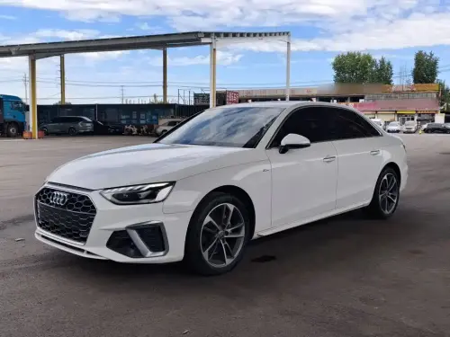 Audi A4, 2021
