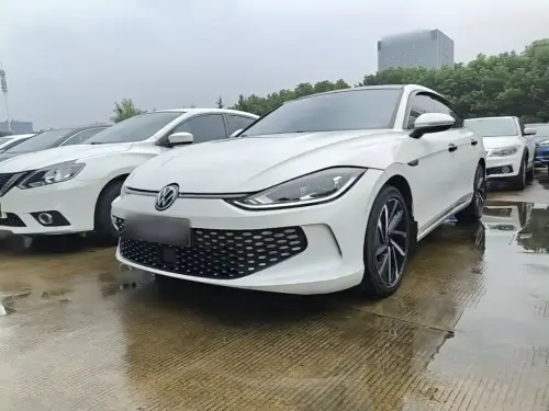 Volkswagen Lamando, 2023