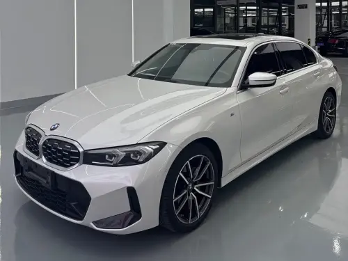 BMW 3-Series, 2023