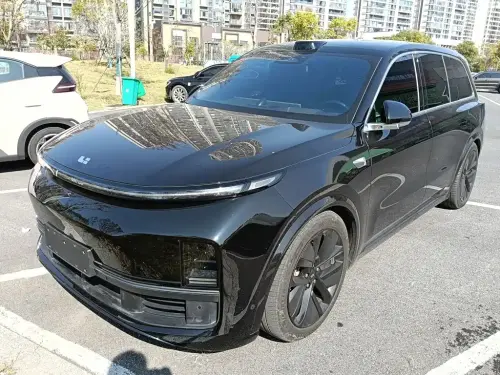 Li Auto L9, 2022