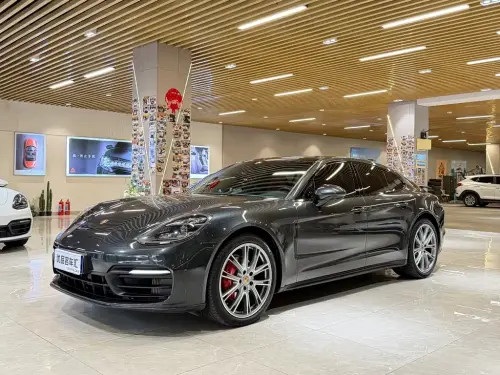 Porsche Panamera, 2021