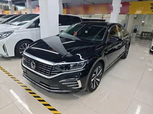 Volkswagen Passat, 2024