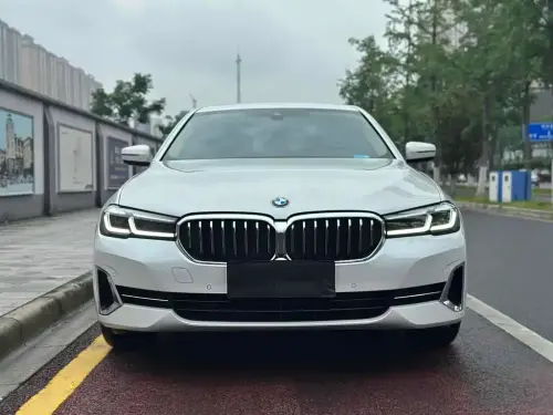BMW 5-Series, 2023