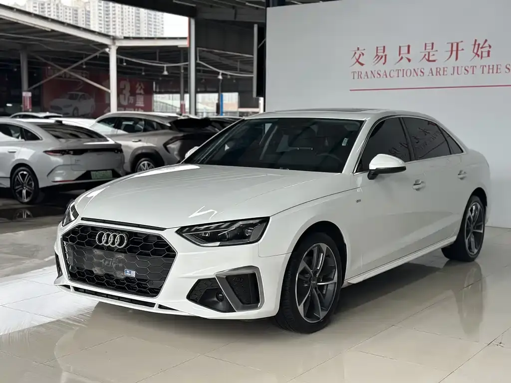 Audi A4, 2021