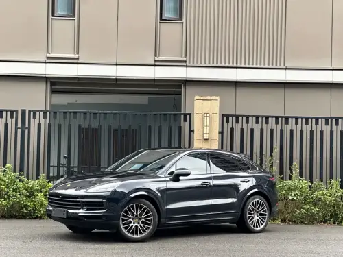 Porsche Cayenne, 2022