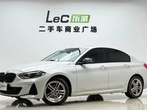 BMW 1-Series, 2021