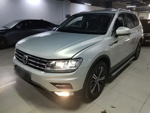 Volkswagen Tiguan, 2020