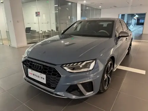 Audi A4, 2022