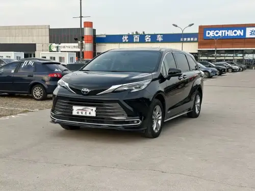 Toyota Sienna, 2024