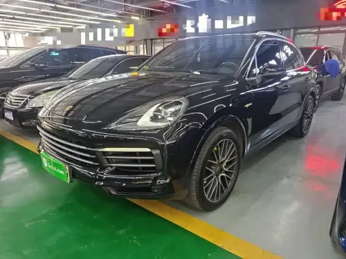 Porsche Cayenne, 2021