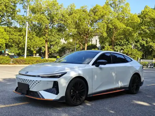 Changan UNI-V, 2024