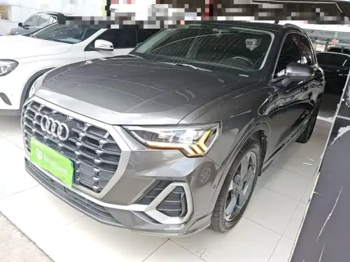 Audi Q3, 2021