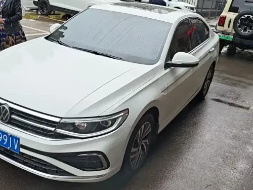 Volkswagen Bora, 2024