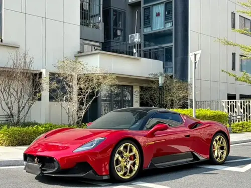 Maserati MC20, 2022