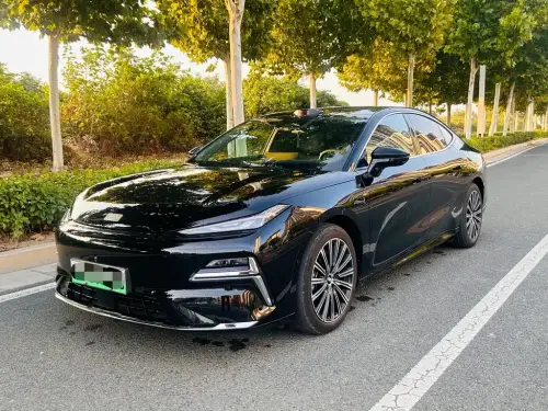 Geely Galaxy Xingyao 8, 2025