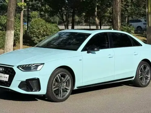 Audi A4, 2022