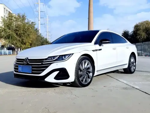Volkswagen CC, 2023