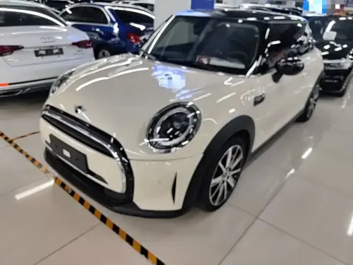 Mini MINI, 2021