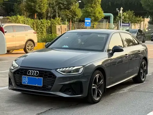 Audi A4, 2022