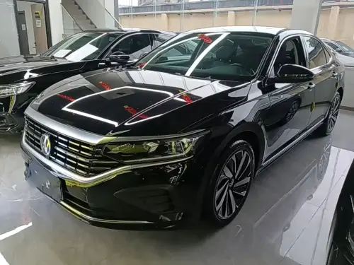 Volkswagen Passat, 2024