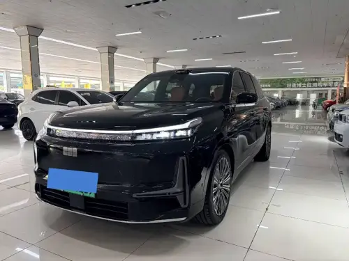 Geely Galaxy M9, 2025