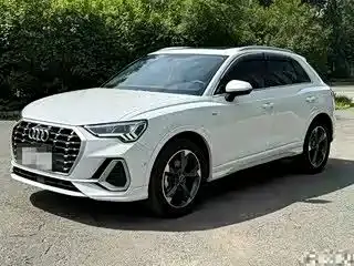 Audi Q3, 2022