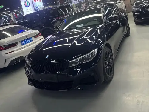 BMW 3-Series, 2022