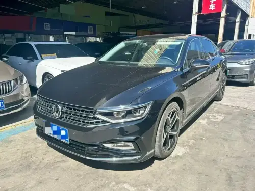 Volkswagen Magotan, 2025