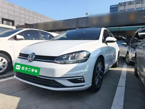 Volkswagen Golf, 2020