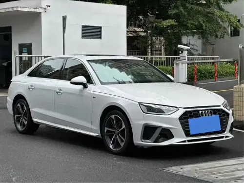 Audi A4, 2022