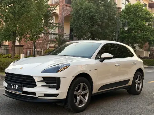 Porsche Macan, 2021
