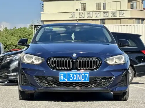 BMW 1-Series, 2021