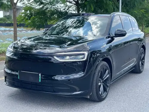 AITO M7, 2025