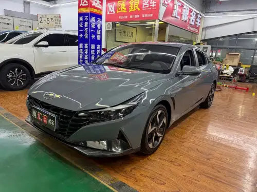 Hyundai Elantra, 2021