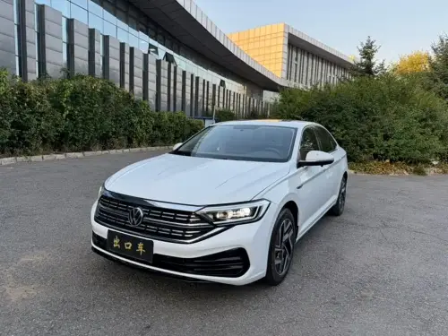 Volkswagen Sagitar, 2023