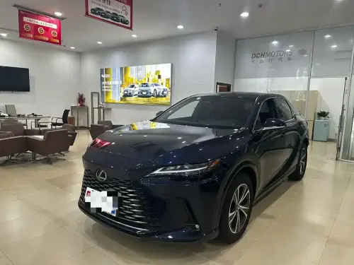 Lexus RX, 2025