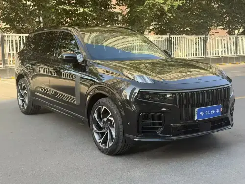 Lynk & Co 09, 2022