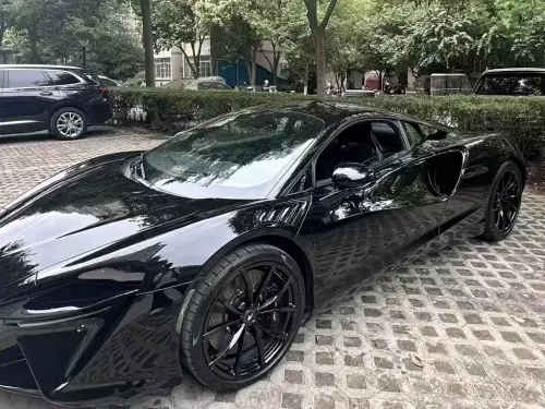 McLaren Artura, 2023