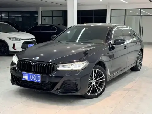 BMW 5-Series, 2022