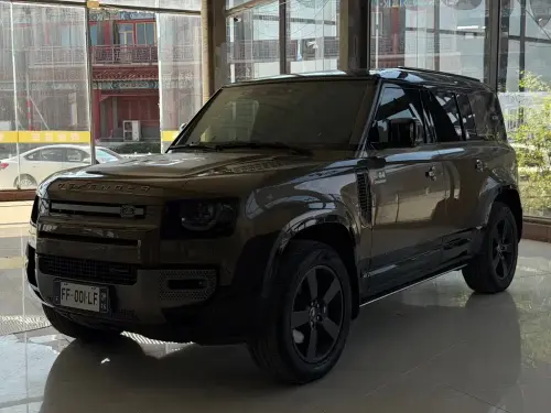 Land Rover Defender, 2023