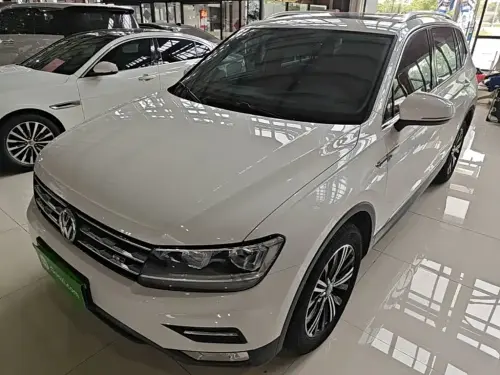 Volkswagen Tiguan, 2020