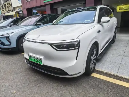 AITO M8, 2025