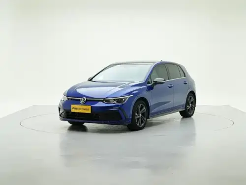 Volkswagen Golf, 2022