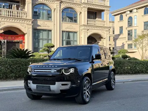 Land Rover Defender, 2024