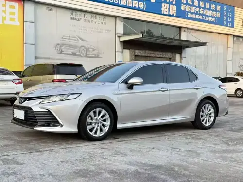 Toyota Camry, 2022